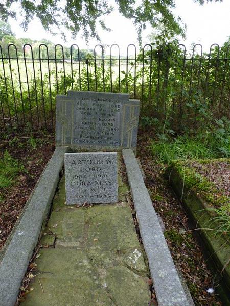 CLICK TO ENLARGE Grave photo