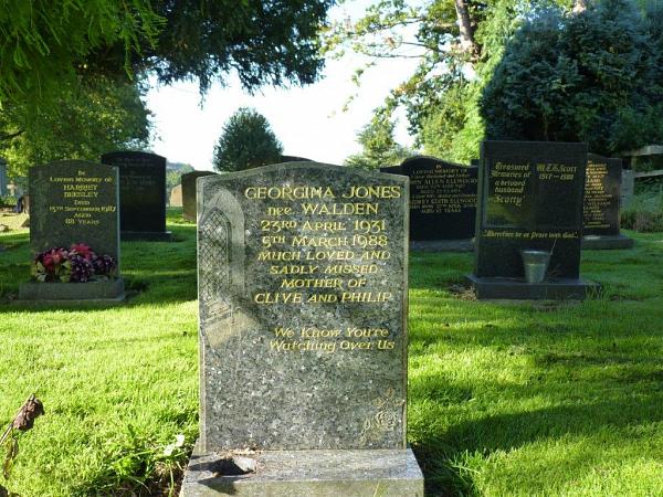 Grave photo