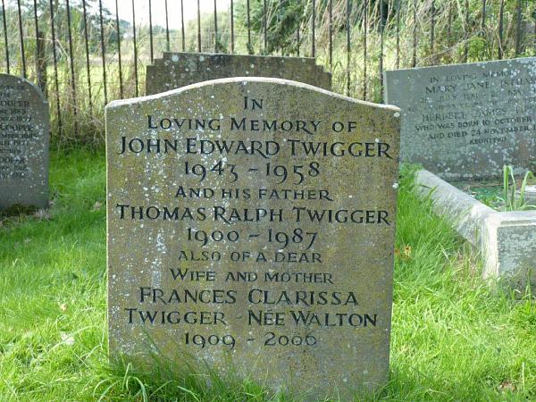 Grave photo