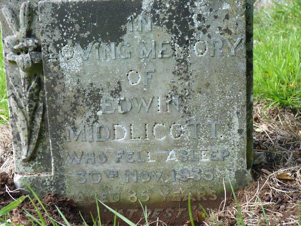 Grave photo