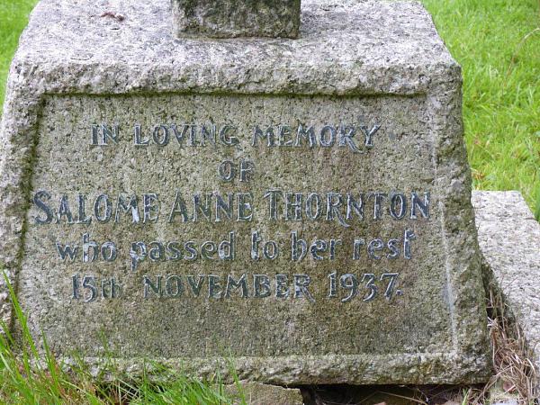 Grave photo