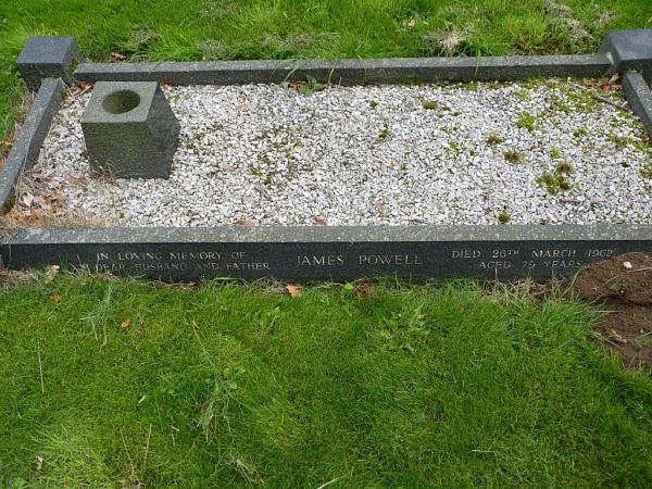 Grave photo