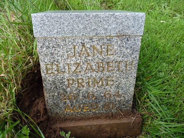 Grave photo
