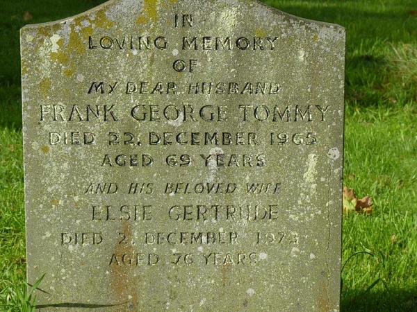 Grave photo