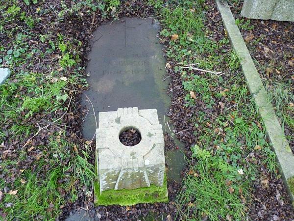 Grave photo