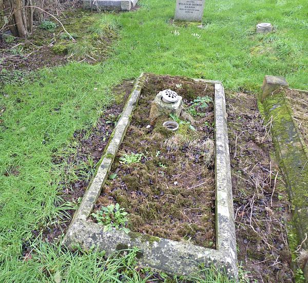 Grave photo