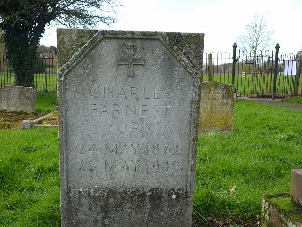 Grave photo