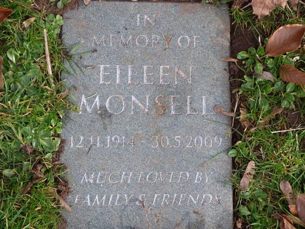 Grave photo