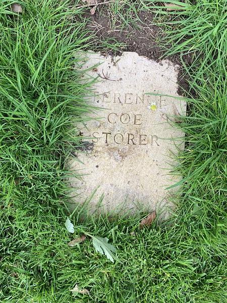 Grave photo